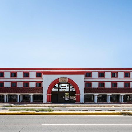 Oyo Hotel Real Del Sur, Estadio Чиуауа Экстерьер фото