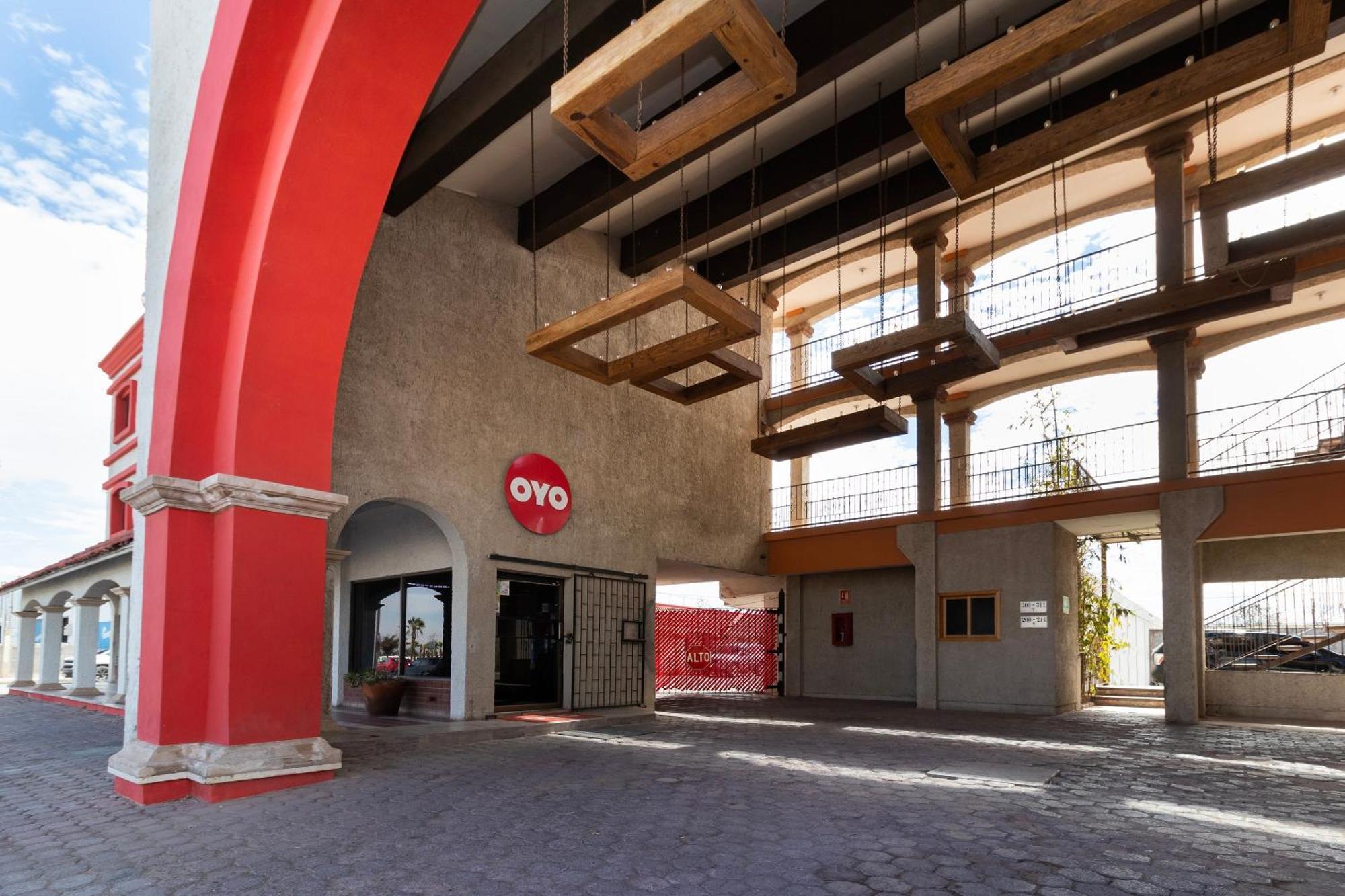 Oyo Hotel Real Del Sur, Estadio Чиуауа Экстерьер фото