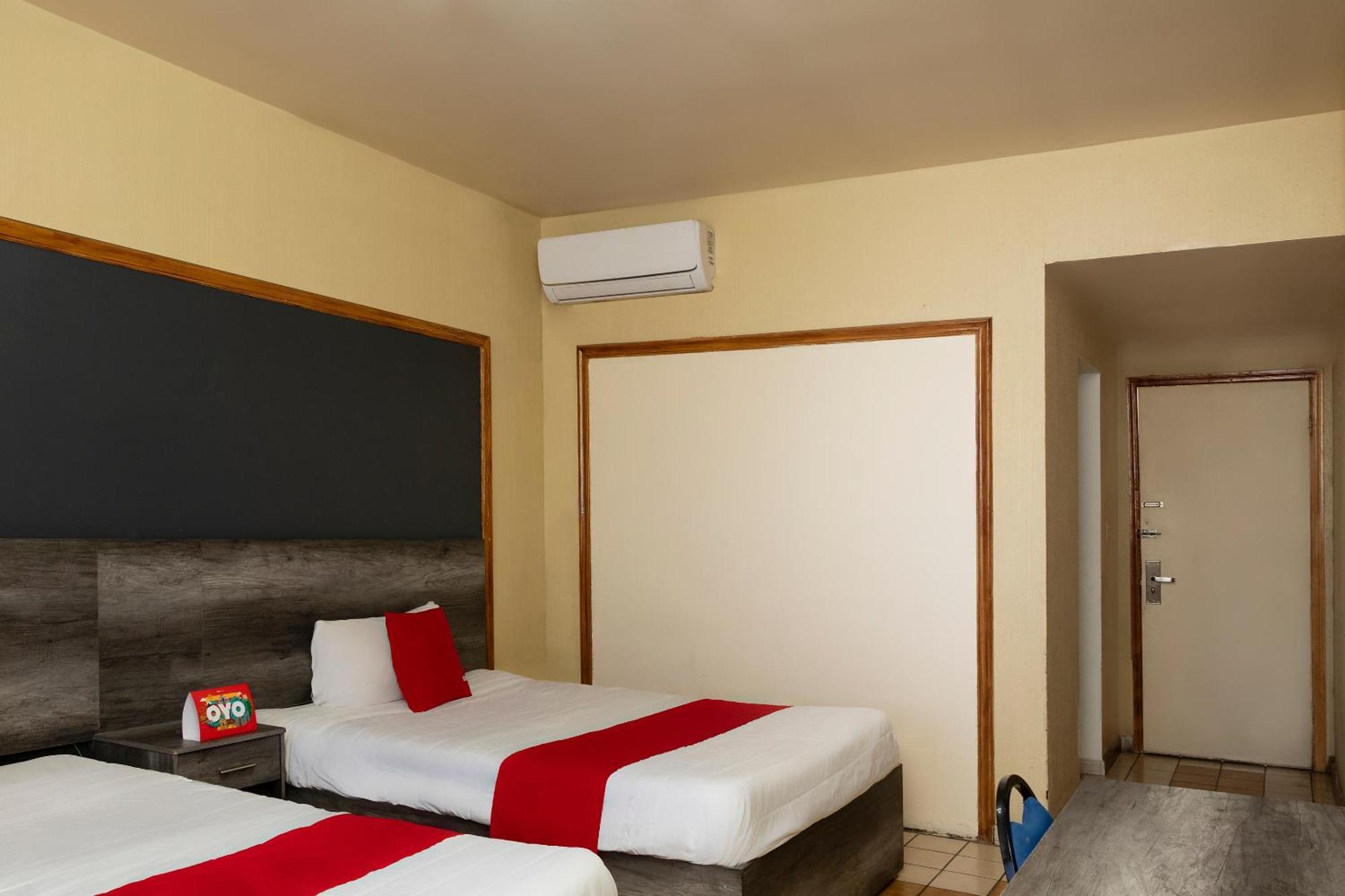 Oyo Hotel Real Del Sur, Estadio Чиуауа Экстерьер фото